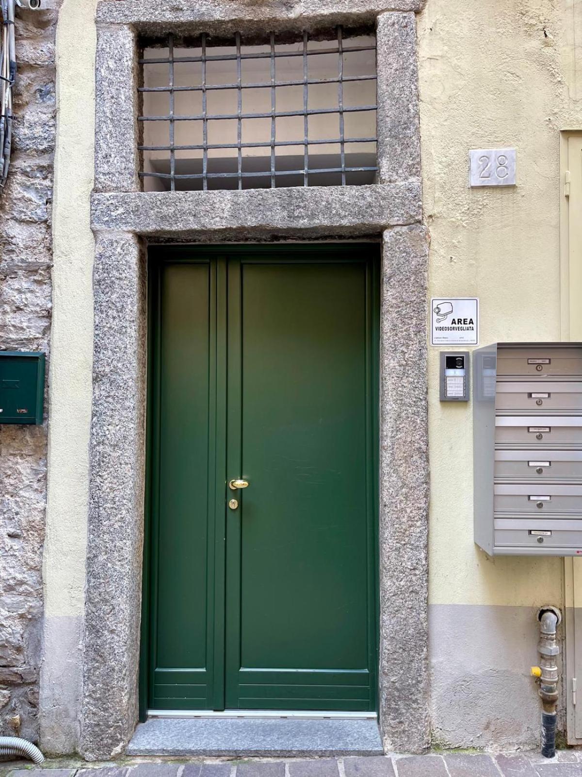 Calicantus Apartments Atena Côme Extérieur photo